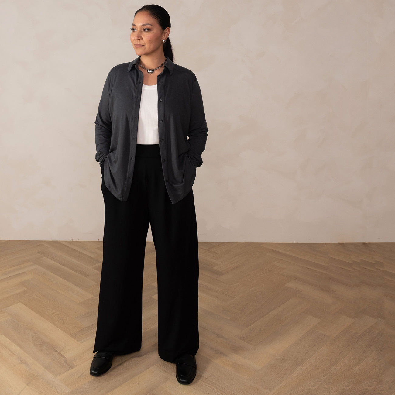 Here's All The Inspiration You Need To Start Rocking Wide-Leg Pants This  Year - Cultura Colectiva