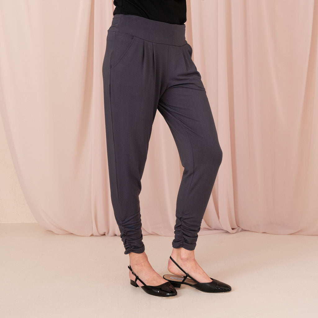encircled - The Dressy Sweatpants are coming back in stock in our  knit-in-Toronto ultra-soft MicroModal fabric. Pre-order yours tonight in  Black, or Smoke Grey. Code SWEATSDRESSY gets you free shipping to US/Canada.
