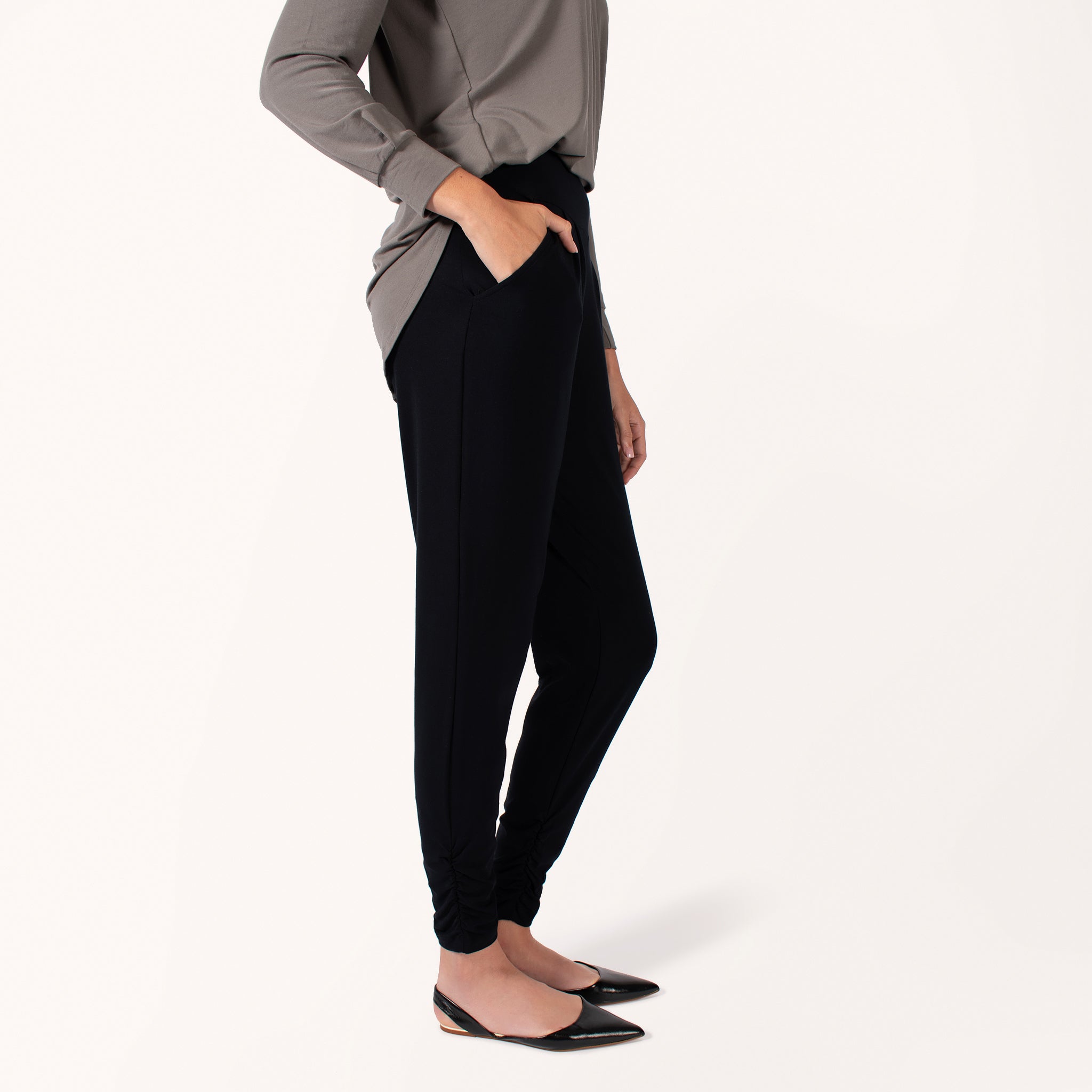 The Dressy Sweatsuit – Encircled